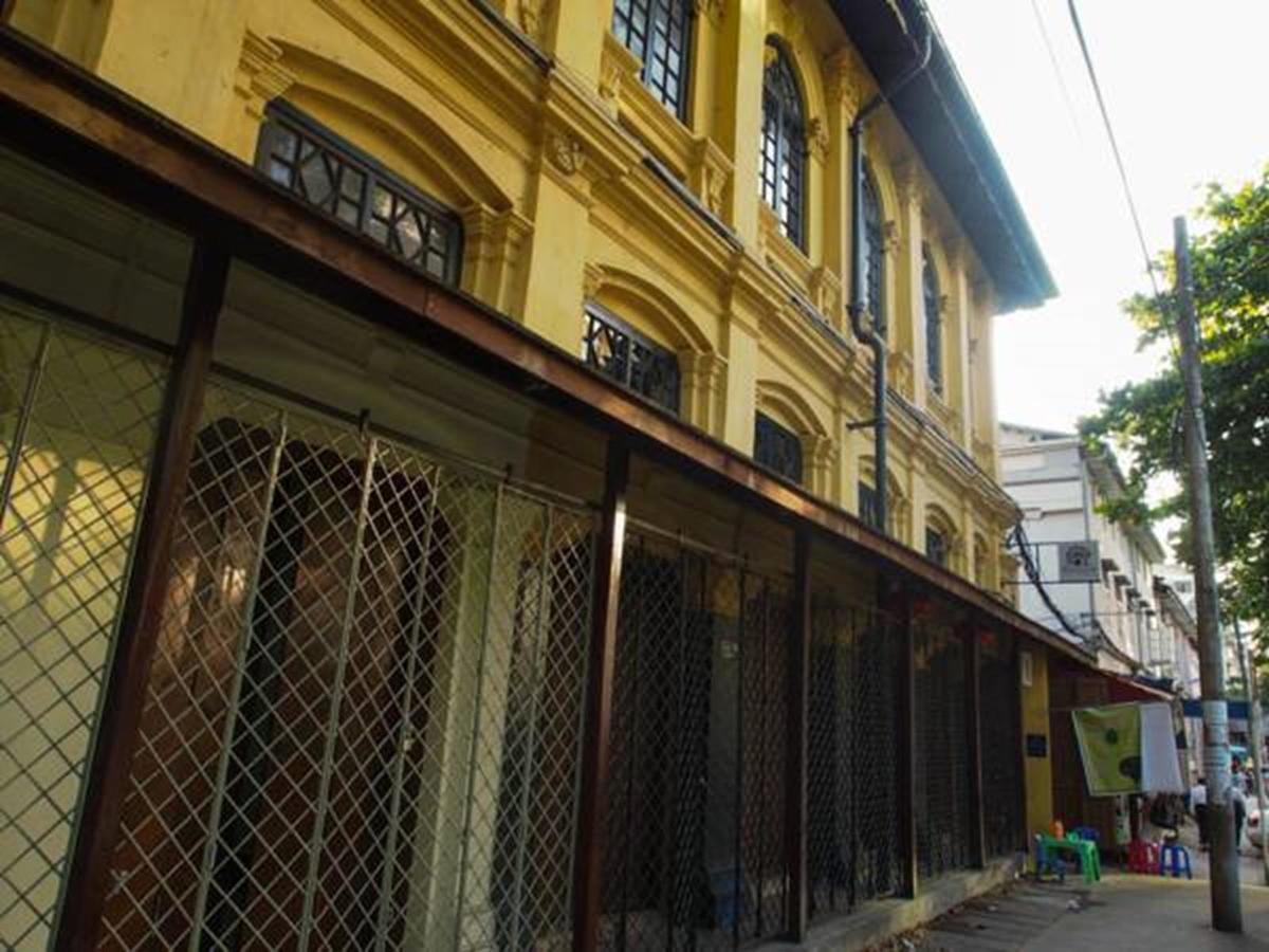 501 Merchant Bed & Breakfast Янгон Екстер'єр фото