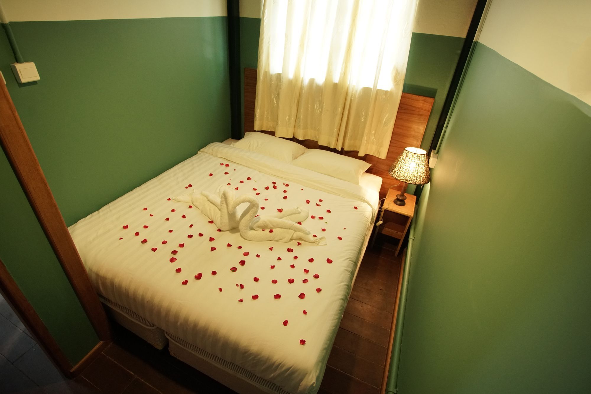 501 Merchant Bed & Breakfast Янгон Екстер'єр фото