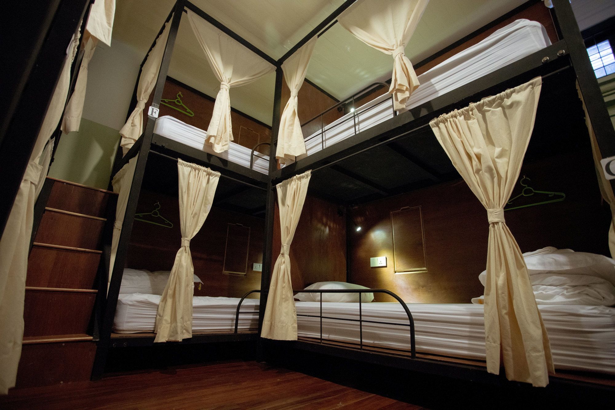 501 Merchant Bed & Breakfast Янгон Екстер'єр фото